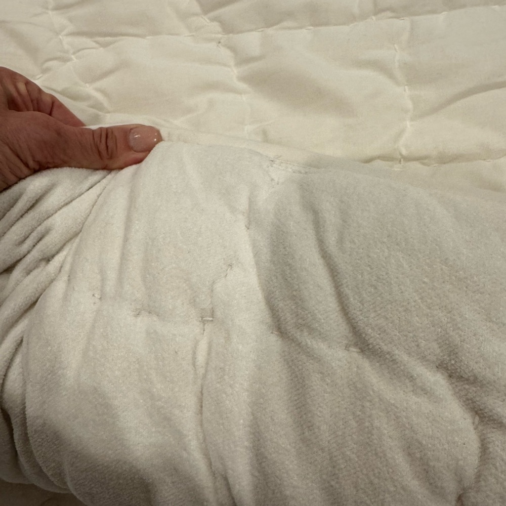 Pottery Barn Tan Quilted Bedding Set - Picture 9 of 11